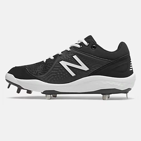 New Balance – Black/White Low-Cut L3000v5 Metal Spikes (L3000BK5) 3 New Balance – Black/White Low-Cut L3000v5 Metal Spikes (L3000BK5) - Image 3