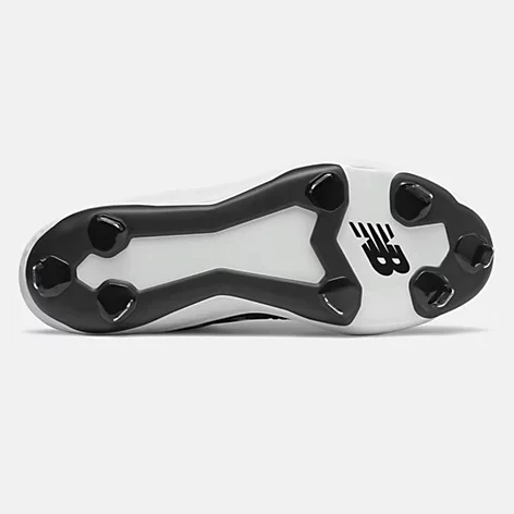 New Balance – Black/White Low-Cut L3000v5 Metal Spikes (L3000BK5) 4 New Balance – Black/White Low-Cut L3000v5 Metal Spikes (L3000BK5) - Image 4