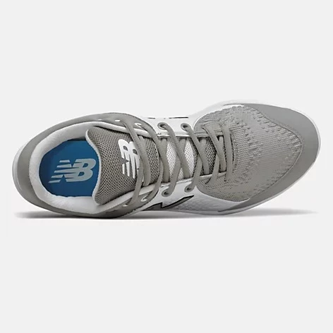 New Balance – Grey/White Low-Cut L3000v5 Metal Spikes (L3000TG5) 2 New Balance – Grey/White Low-Cut L3000v5 Metal Spikes (L3000TG5) - Image 2