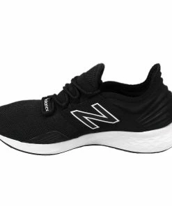 New Balance – Black Fresh Foam Roav Men’s Shoe (MROAVSK) 7 New Balance – Black Fresh Foam Roav Men’s Shoe (MROAVSK) -Wilson Shop MROAVSK 3