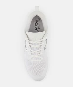 New Balance White L3000v6 Metal Spikes 8 New Balance White L3000v6 Metal Spikes -Wilson Shop l3000tw6 4