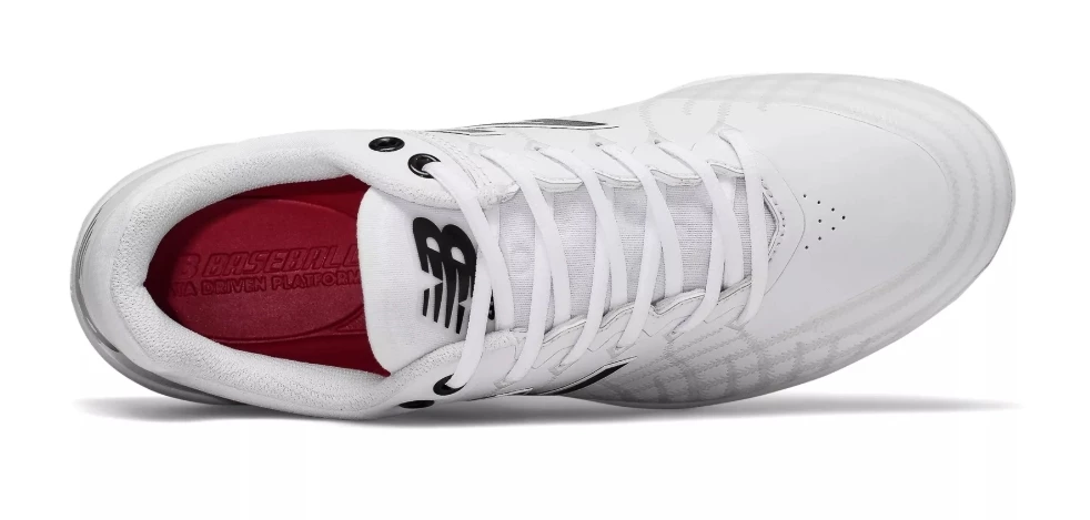 New Balance 4040v5 Metal Spikes – White/Black (L4040TW5) 3 New Balance 4040v5 Metal Spikes – White/Black (L4040TW5) - Image 3