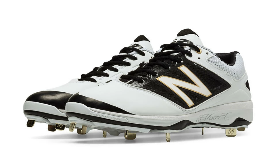 New Balance – White/Black Low 4040v3 Baseball Spikes (L4040WT3) 1 New Balance – White/Black Low 4040v3 Baseball Spikes (L4040WT3)