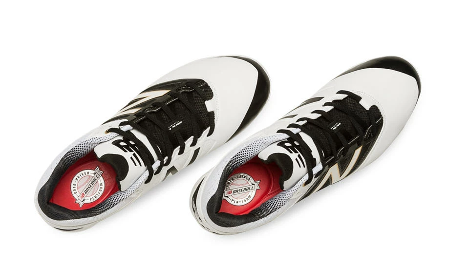 New Balance – White/Black Low 4040v3 Baseball Spikes (L4040WT3) 2 New Balance – White/Black Low 4040v3 Baseball Spikes (L4040WT3) - Image 2