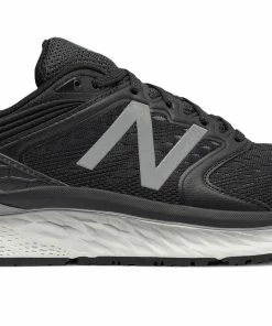 New Balance – Black/White Fresh Foam 1080v8 Running Shoe (M1080BW8)