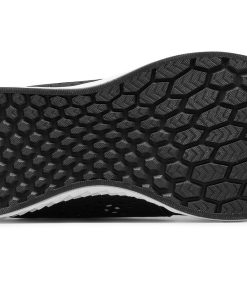 New Balance – Black/White Fresh Foam Running Shoes (MCRUZBK) 7 New Balance – Black/White Fresh Foam Running Shoes (MCRUZBK) -Wilson Shop products mcruzbk 4