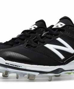 New Balance SM4040B1 Black/White Women’s Fastpitch Spikes
