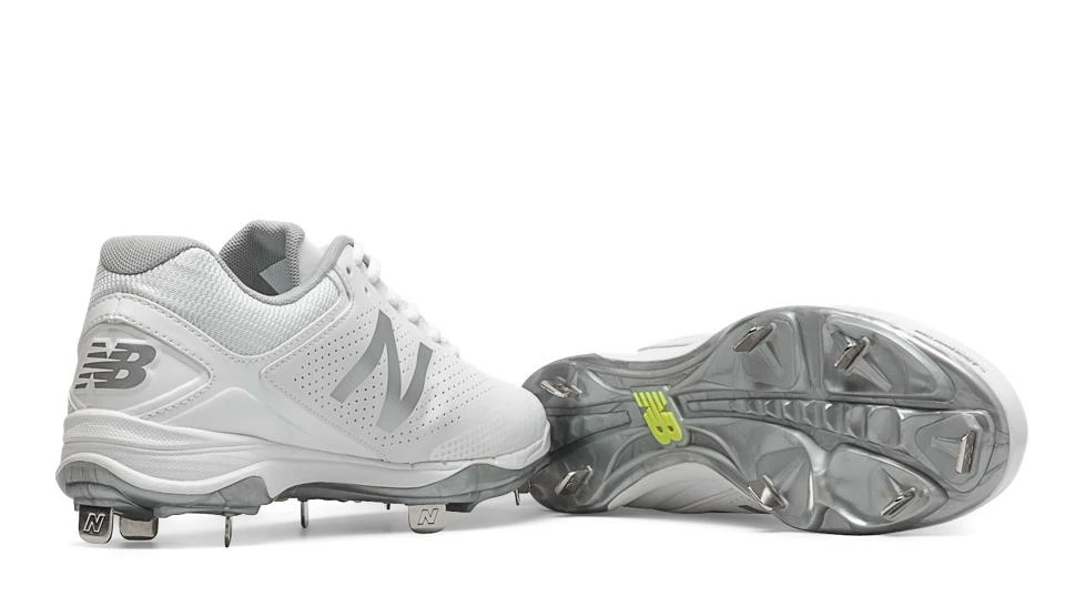 New Balance SM4040W1 White/White Women’s Fastpitch Spikes 3 New Balance SM4040W1 White/White Women’s Fastpitch Spikes - Image 3