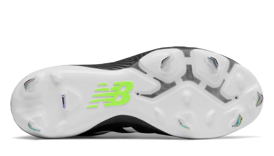 New Balance – Women’s Black/White Fastpitch Spikes (SMFUSEK1) 4 New Balance – Women’s Black/White Fastpitch Spikes (SMFUSEK1) - Image 4