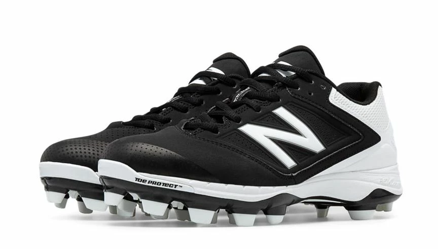 New Balance – Black/White Women’s Fastpitch Cleats (SP4040B1) 1 New Balance – Black/White Women’s Fastpitch Cleats (SP4040B1)