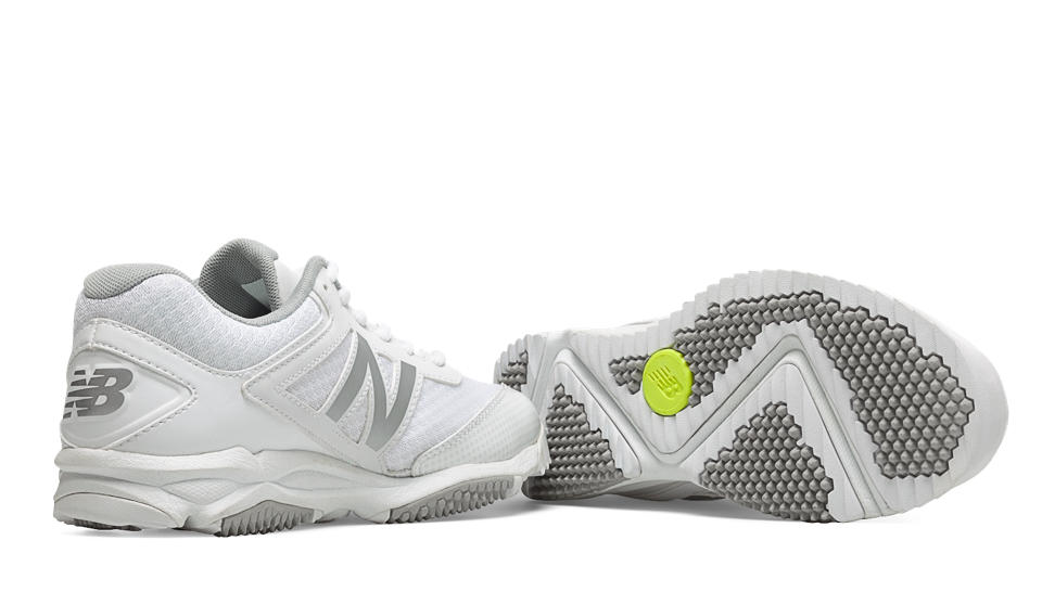 New Balance – White/White Women’s Fastpitch Turf Shoes (ST4040W1) 3 New Balance – White/White Women’s Fastpitch Turf Shoes (ST4040W1) - Image 3